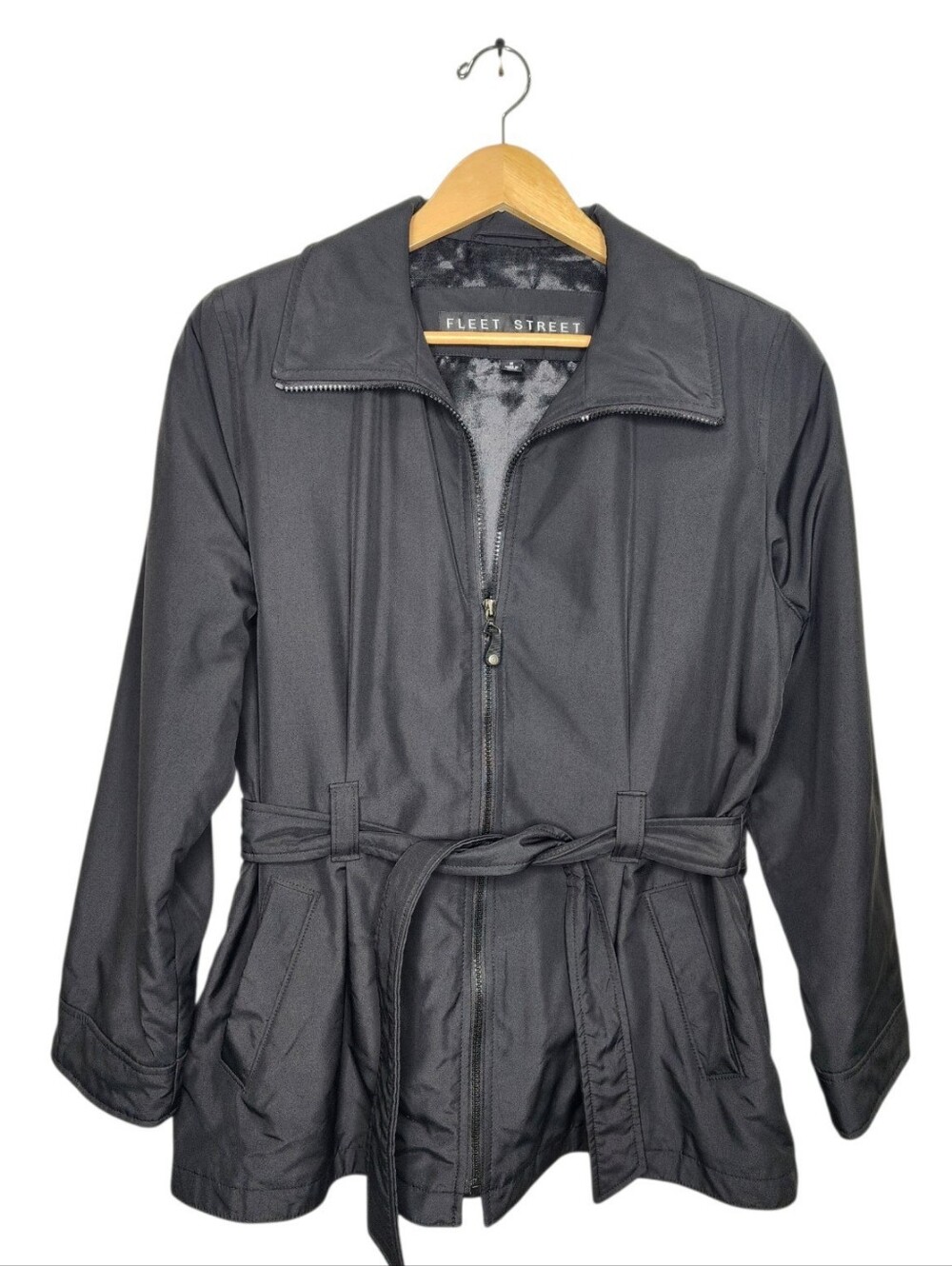 Fleet Street Women’s Black Belted Rain Jacket Full Zip Lined Sz M